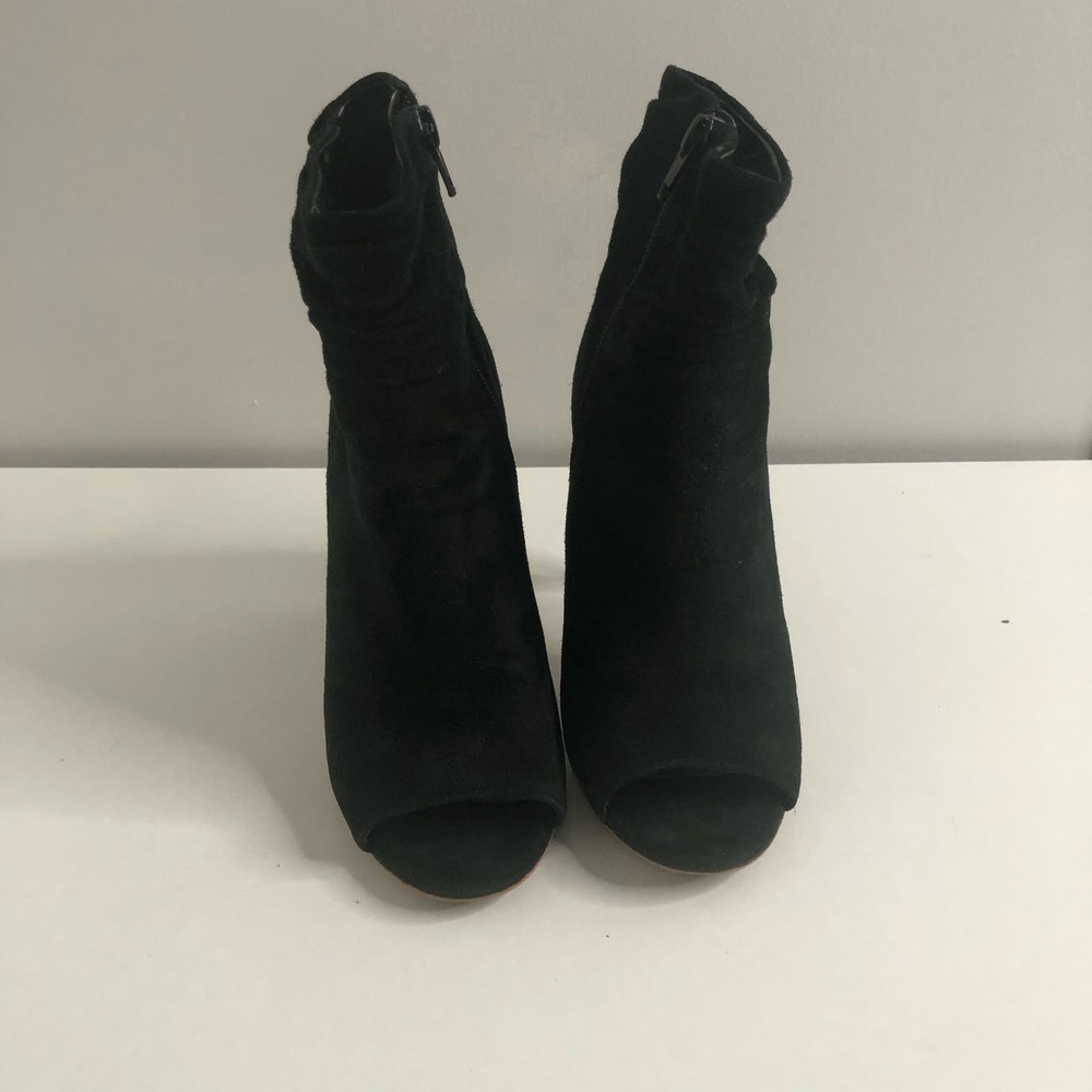 Vince Camuto Keyna Leather Side-Zip Peep-Toe Booties | Women's Size 4.5M - Picture 2 of 6